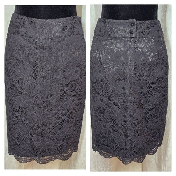 Ann Taylor Dresses & Skirts - Banana Republic Black Two Tone Floral Lace Pencil Skirt